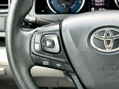 2017 Toyota Camry LE