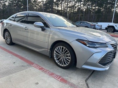 2022 Toyota Avalon Hybrid Limited