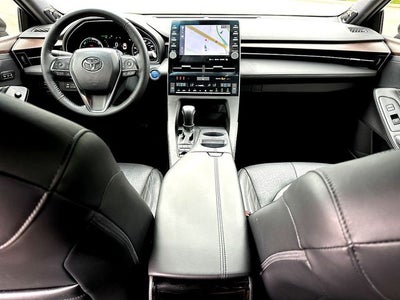 2022 Toyota Avalon Hybrid Limited