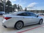 2022 Toyota Avalon Hybrid Limited