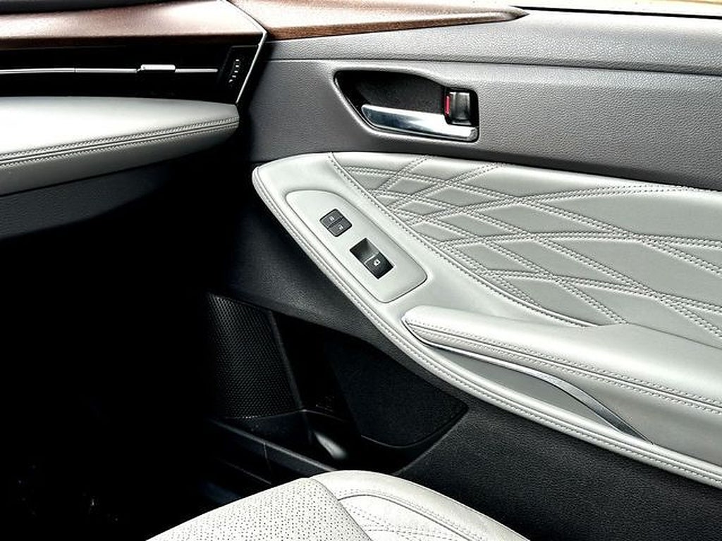 2022 Toyota Avalon Limited