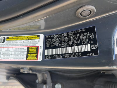 2025 Toyota Camry SE
