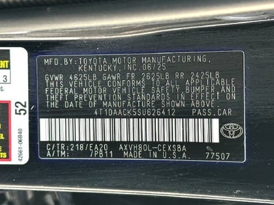 2025 Toyota Camry SE