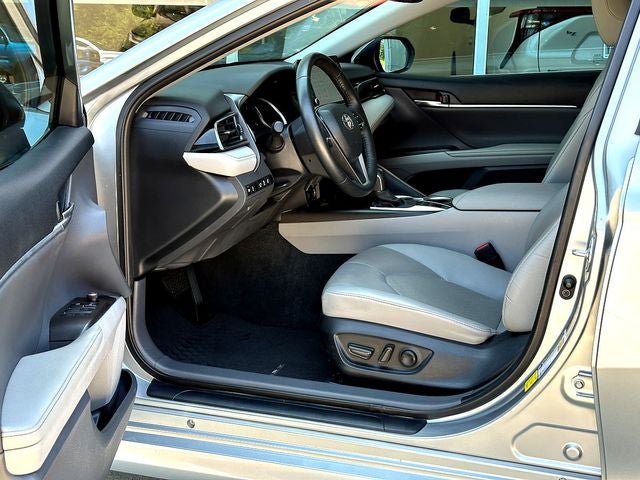 2023 Toyota Camry Hybrid XLE