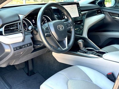 2023 Toyota Camry Hybrid XLE