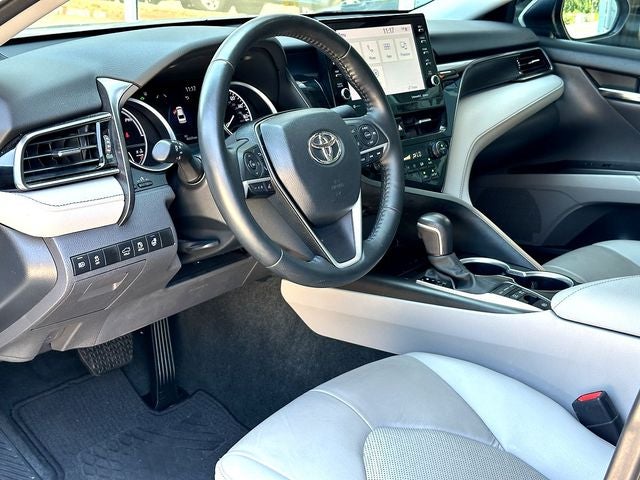 2023 Toyota Camry Hybrid XLE