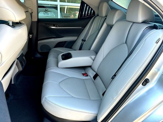 2023 Toyota Camry Hybrid XLE