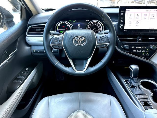 2023 Toyota Camry Hybrid XLE