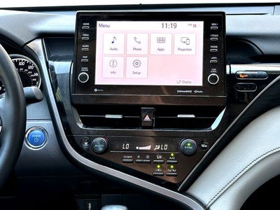 2023 Toyota Camry Hybrid XLE