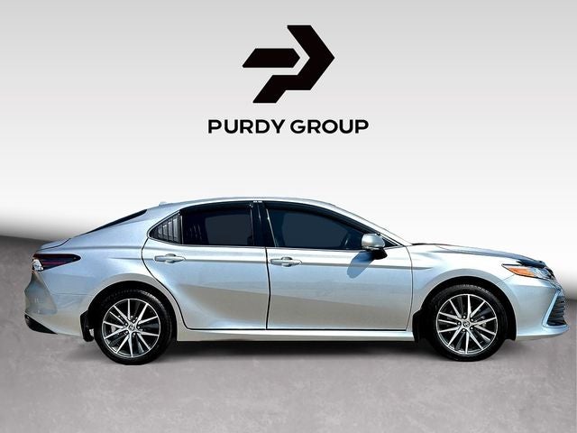 2023 Toyota Camry Hybrid XLE