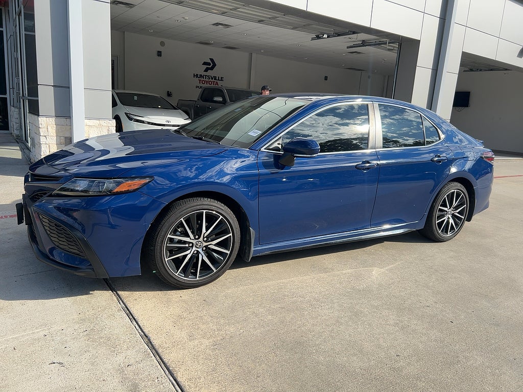 2023 Toyota Camry SE Nightshade