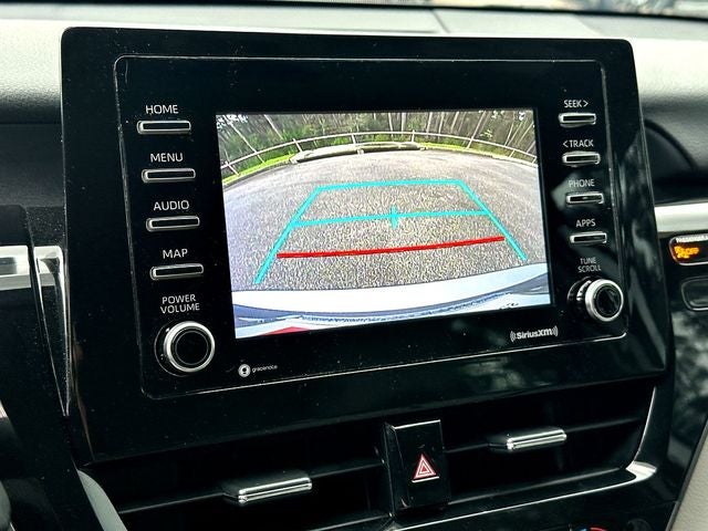 2022 Toyota Camry Hybrid SE