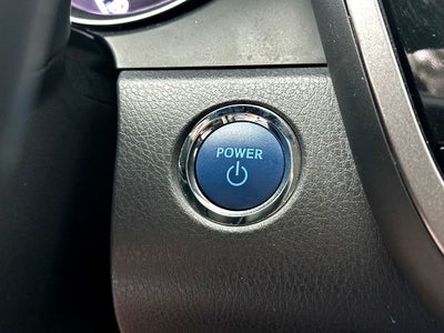 2022 Toyota Camry Hybrid SE
