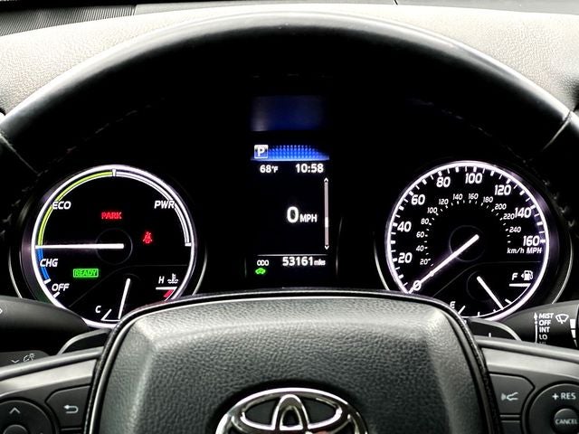 2022 Toyota Camry Hybrid SE