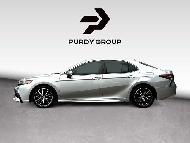 2022 Toyota Camry Hybrid SE