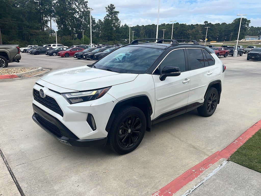 2022 Toyota RAV4 XSE
