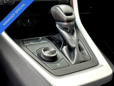 2022 Toyota RAV4 Hybrid LE