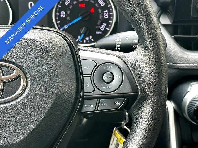 2022 Toyota RAV4 Hybrid LE