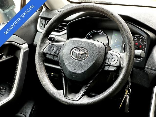 2022 Toyota RAV4 Hybrid LE