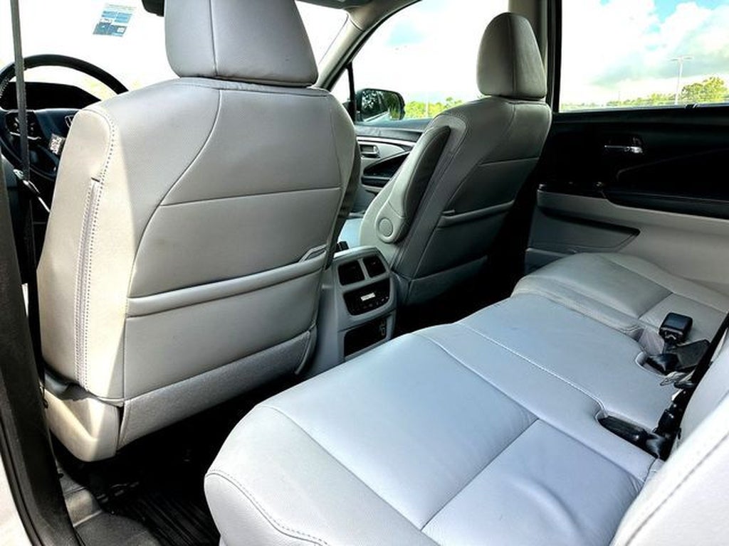 2022 Honda Pilot SE