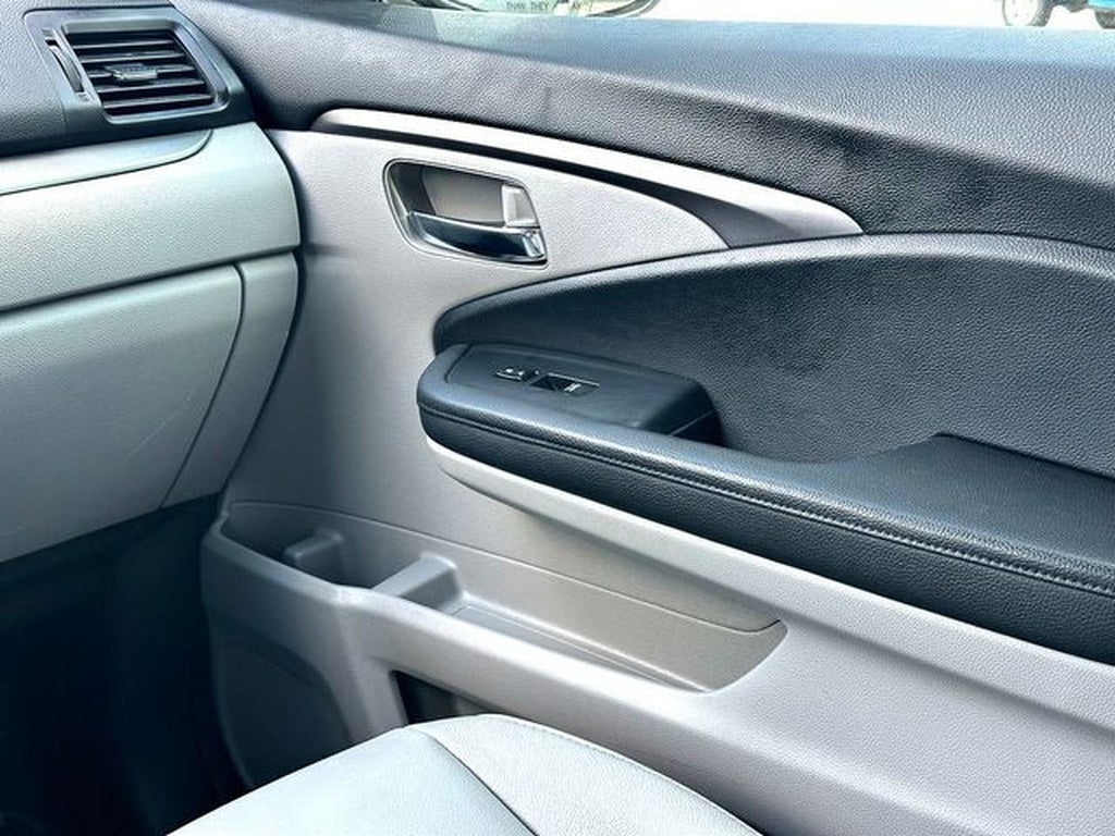 2022 Honda Pilot SE