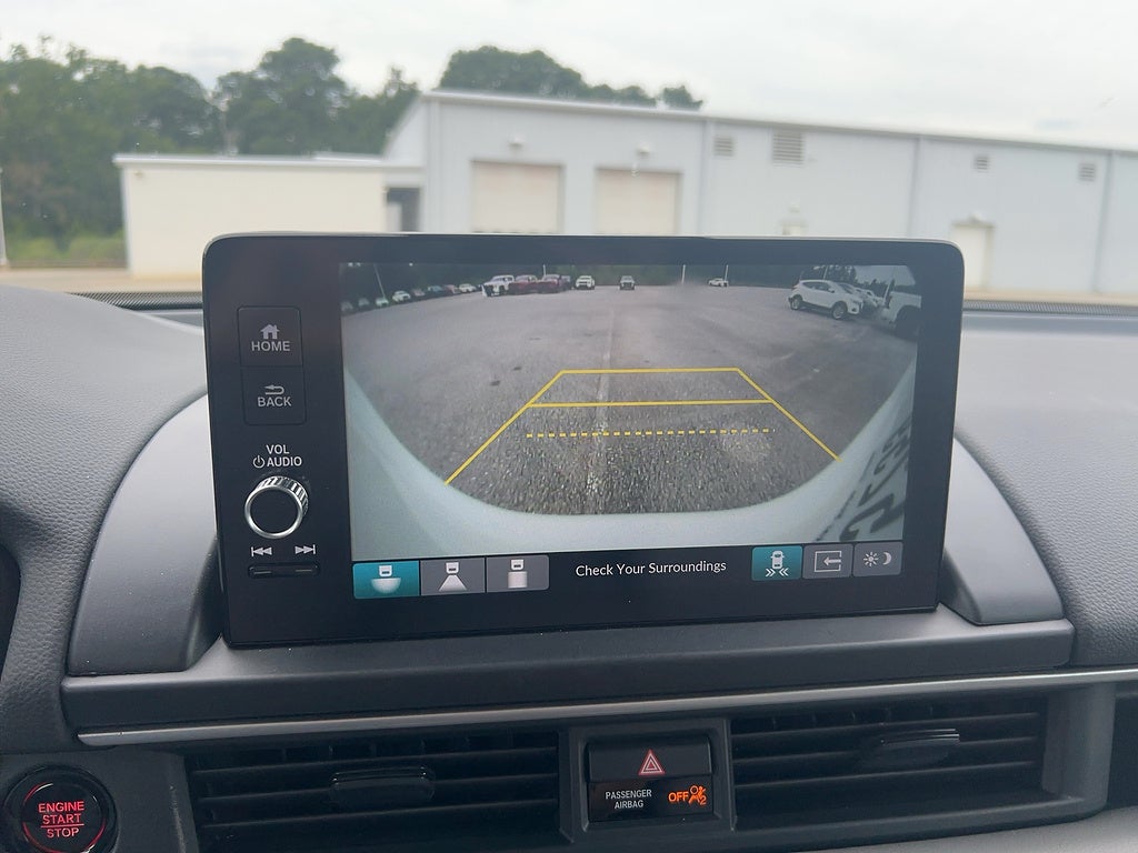 2023 Honda Pilot EX-L w/Rear Captain's Chairs
