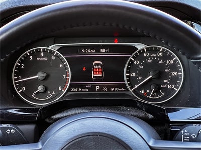 2024 Nissan Pathfinder SV