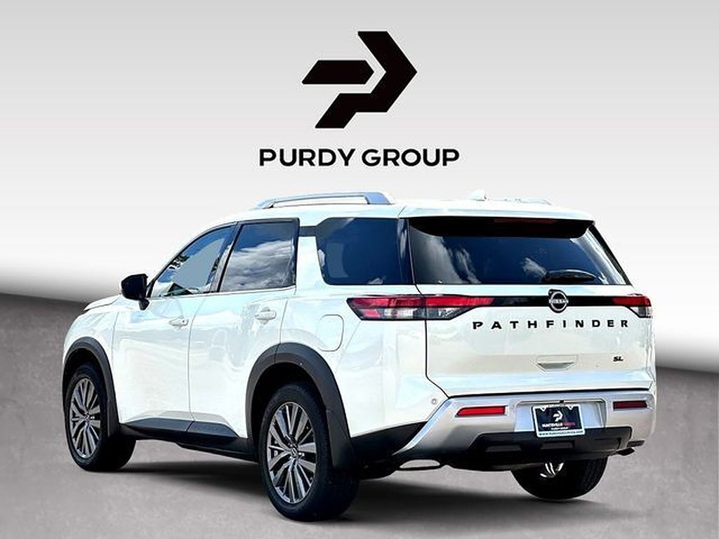 2024 Nissan Pathfinder SL