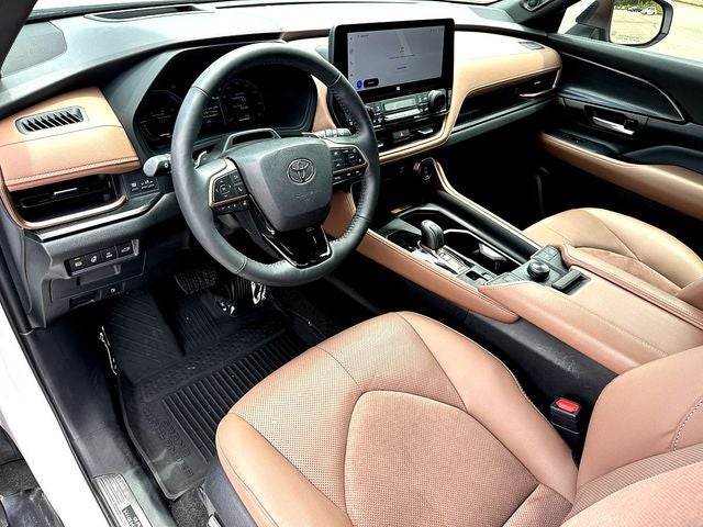 2026 Toyota Grand Highlander Hybrid MAX Platinum