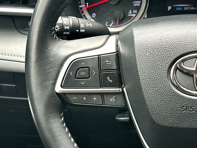 2022 Toyota Highlander LE