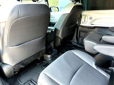 2023 Toyota Sienna XSE 7 Passenger