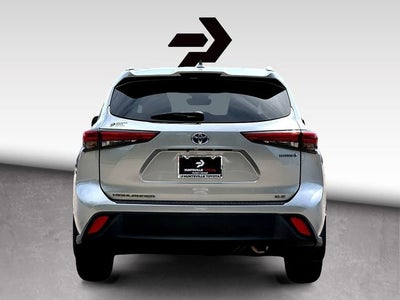 2022 Toyota Highlander Hybrid XLE