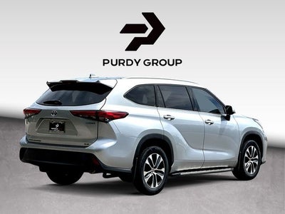 2022 Toyota Highlander Hybrid XLE