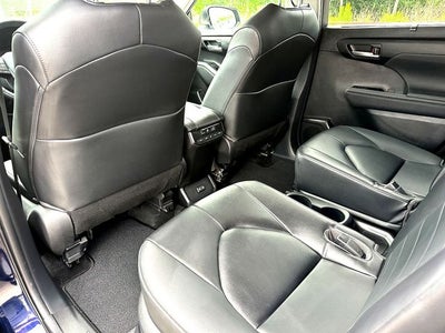 2023 Toyota Highlander Hybrid XLE