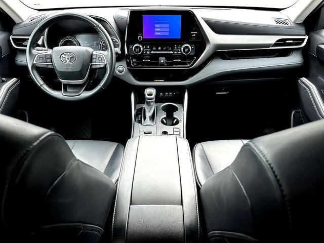 2023 Toyota Highlander Hybrid XLE