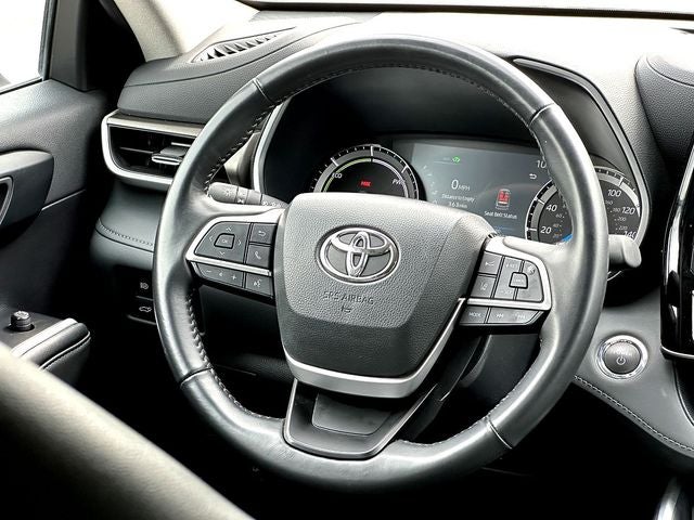 2023 Toyota Highlander Hybrid XLE