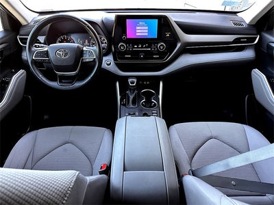 2023 Toyota Highlander LE