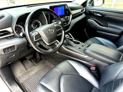 2023 Toyota Highlander XLE
