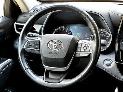 2023 Toyota Highlander XLE