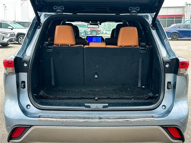 2024 Toyota Highlander Platinum