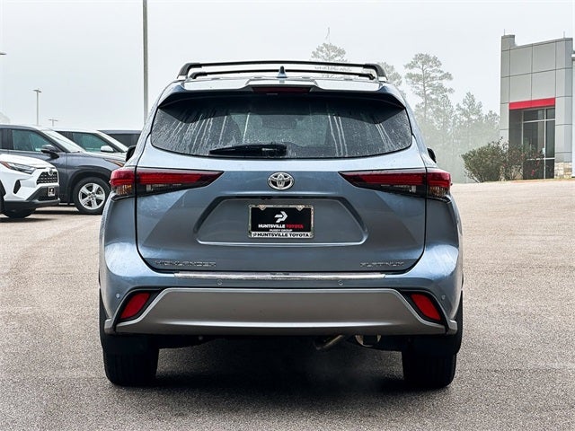 2024 Toyota Highlander Platinum