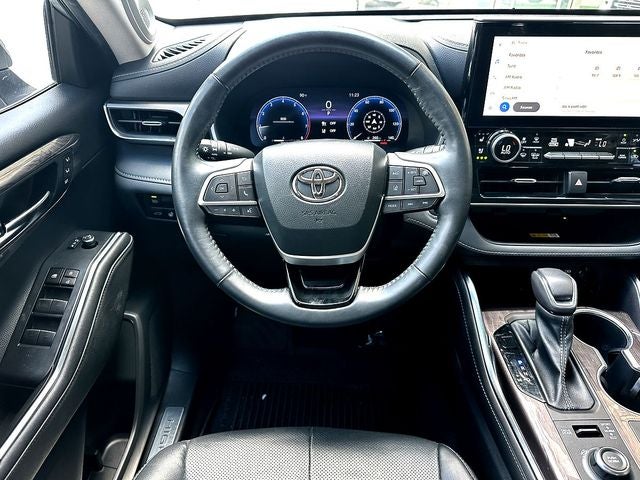 2023 Toyota Highlander Limited