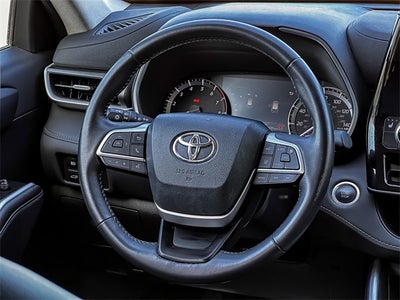 2024 Toyota Highlander XLE