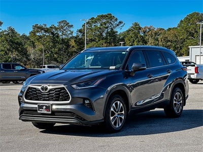 2024 Toyota Highlander XLE