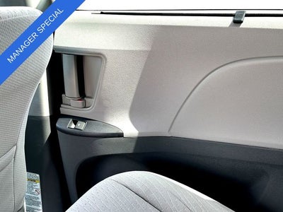 2020 Toyota Sienna LE 8 Passenger