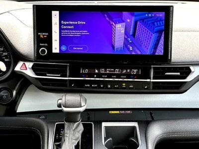 2025 Toyota Sienna XLE 8-Passenger