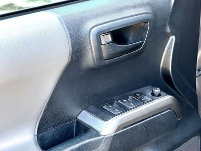 2018 Toyota Tacoma SR5 V6