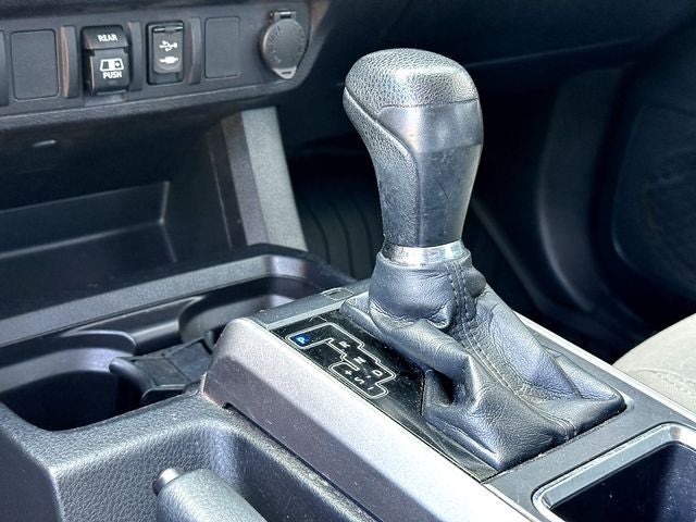 2018 Toyota Tacoma SR5 V6