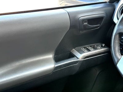 2018 Toyota Tacoma SR5 V6