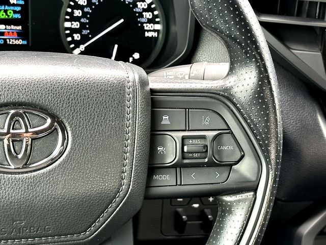 2025 Toyota Tundra SR5